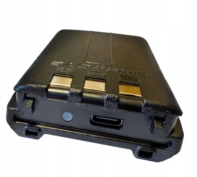 BAOFENG UV5R HTQ USB-C 2.jpg